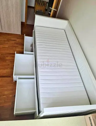 IKEA Hamnes Day bed with 3 storage drawers underneath and with 2 IKEA mattresses