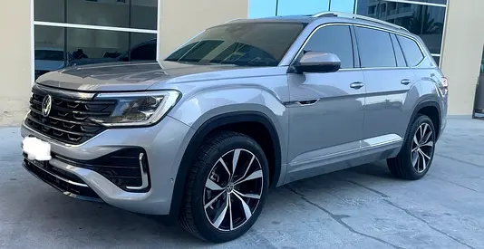 Stunning! Volkswagen Teramont R-Line -  2024 - GCC - Warranty + Free Service!