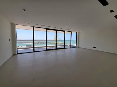 🌟 عنوان للفخامة مع إطلالة بحرية خلابة – برج تيراسس