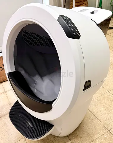 Litter Robot 4 Self cleaning litter box for Cats