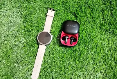 Earbuds audionic  smart watch