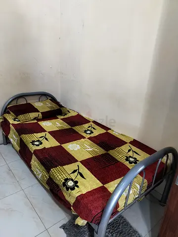 Bed space available for Keralite male executive bachelor in Al Manakh, Rolla, Sharjah.