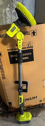 RYOBI 18-Volt ONE+ Cordless Telescoping Power Scrubber