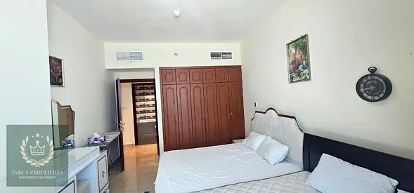 FREE AC FREE FACILITIES 2BHK FULL SEA VIEW