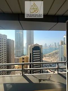 3-bedroom apartment in Al Taawun - Air conditioning and free parking | Close to Nesto and Oriana