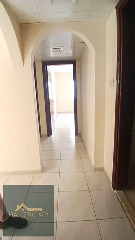 CLOSE HALL NEW BUILDING 2BHK WITH MASTER BEDROOM 40K