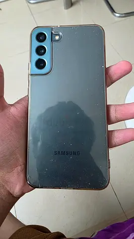 S22 plus display line issue