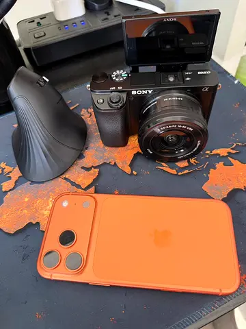 Sony A6100 Mirrorless Digital Camera with16-50mm Lens (Black)