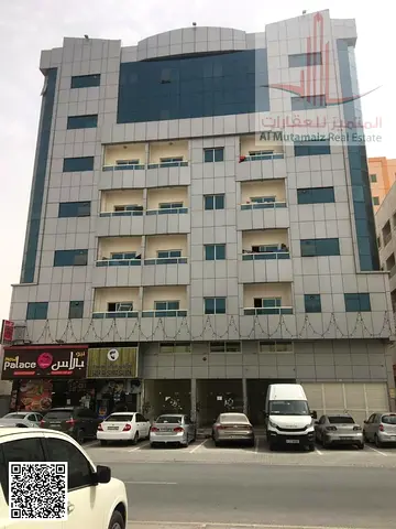 One bedroom and living room apartment for annual rent in Ajman, in Ibrahim Al Ali building in Al Rawda. Asking price: 27,000 AED.