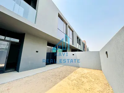 تاون هاوس غرفتين أنيق للإيجار | حديقة خاصة | مسار