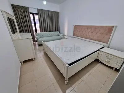 Big Room available near Union Metro station