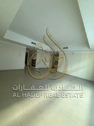 🏠 للإيجار غرفتين وصالة في التعاون الشارقة  ✨ موقع مميز قريب من البحر والخدمات 🛏️ غرفتين نوم 🛋️ صالة واسعة بإضاءة جيدة 🔧 صيانة مجانية طوال فترة