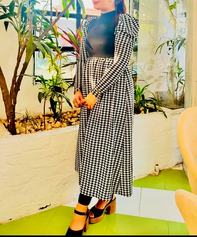 Women black n white frock