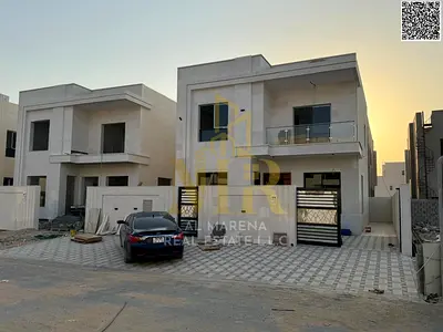 فيلا فاخرة للبيع في الحليو2 - تصميم أنيق يضم4غرف نوم واسعة وتشطيبات فاخرة للغاية في موقع هادئ واستراتيجي في عجمان 🏡✨