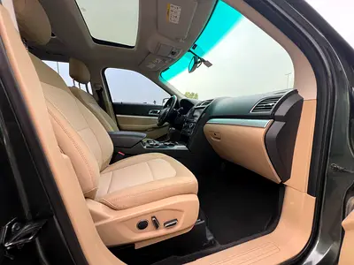 2016 FORD EXPLORER 照片 8