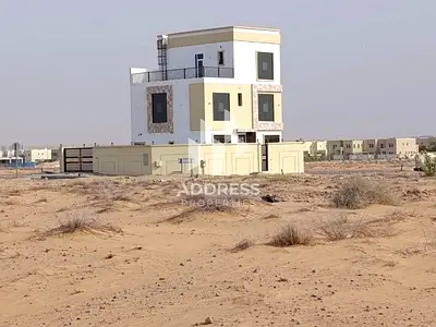 فرصة لا تتكرر | أرض سكنية مميزة في روضة القرط بجوار المسجد مباشرة !