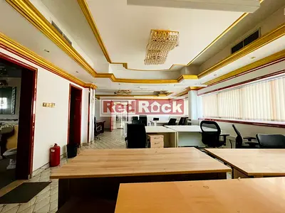 Spacious Classic 7000 Sqft Office in Ind Area 6