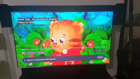 Samsung 75 inch UHD Smart QLED