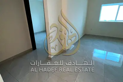 غرفة وصالة للإيجار في المجاز 2 الشارقة | باركن مجاني | قريب من جميع الخدمات | دفعات مرنة | 37,000 درهم
