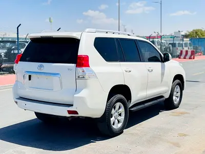 Toyota prado // Gcc space // V4 // down types // Good conditions