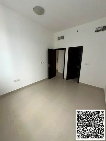 🏢 للبيع: شقة غرفة وصالة – أورينت تاور، عجمان  ✨ فرصة ممتازة للسكن أو الاستثمار مع إطلالة على الخور  📍 الموقع: أورينت تاور، عجمان 🛏 النوع: غرفة وصال
