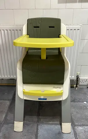High Chair for Baby 
Nuna Zaaz Highchair