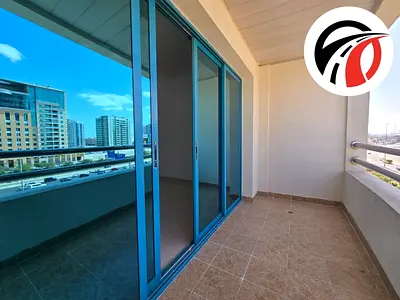 3BR Available For Rent with Full Facilities Near To Metro