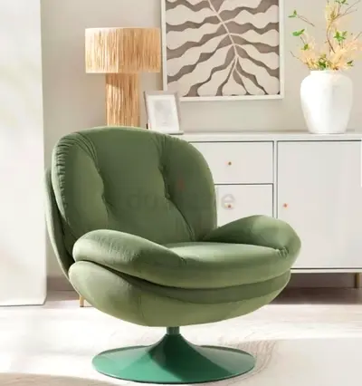 Brand New Modern Swivel Accent Chair – 1 month old