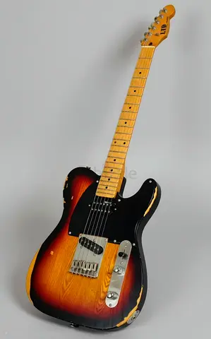 Electric guitar