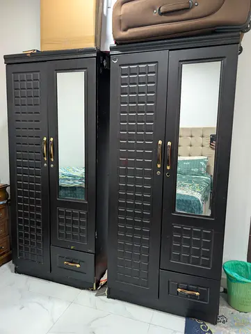 2 pair cupboards
