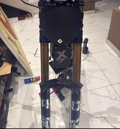 Surron REAL FOX 40s For Surron LightBee looking for Stock forks + Cash