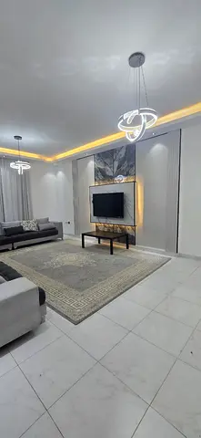 للبيع كاش شقة غرفتين وصالة في أبراج الفالكون – سوبر ديلوكس مع الأثاث، 3 بلكونات، مساحة 1790 قدم، مع باركن خاص – السعر 530,000 درهم