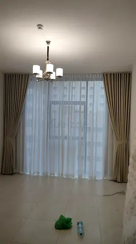 Elegant Floor-to-Ceiling Curtains for a Chic Look