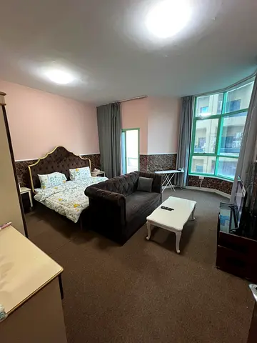 We're more than just a service. Because you deserve the best. In the heart of the city, close to everything you need. A well-appointed residence combi