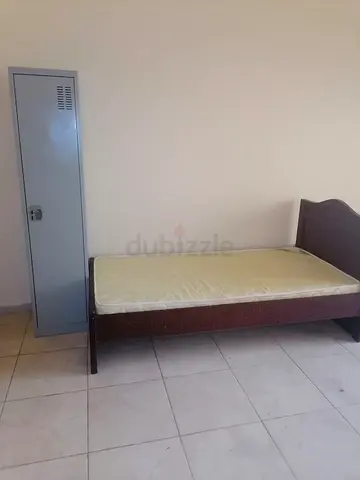 Bed Space available in Muweilah 575 (excluding SEWA)