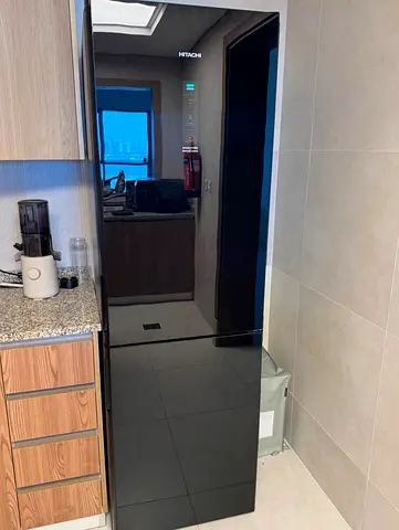Hitachi Stylish Refrigerator