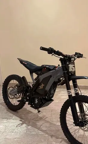 Surron lbx fully built (don’t offer something unserious)