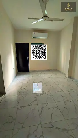 شقة بغرفة نوم واحدة للإيجار في الراشدية 1 - شرفة | مطبخ منفصل | بالقرب من سوق السمك | 25 ألف درهم إماراتي | 4 دفعات