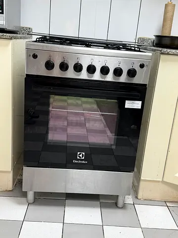 Electrolux gas stove