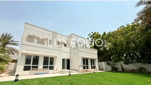Fully Renovated | Luxury Living | Vacant Now