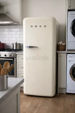 Smeg retro refrigerator with fridge freezer