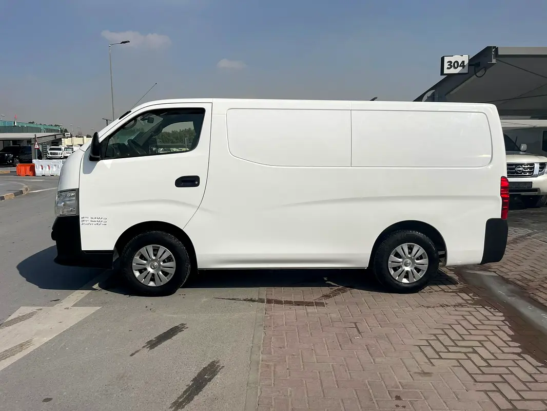 nissan-urvan-2022-6-seater-manual-5-door-petrol-manual-rwd-460087098102917123