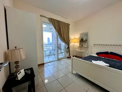 Room for rent available immediately