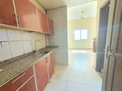 LAVISH STUDIO SEPRATE KITCHAN NEAR MADINA SHOPPING CENTRE IN MUWAILEH