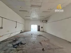 23 KW I 2000 SQFT WAREHOUSE / SHOWROOM I INCLUDING MEZZANINE