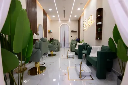 PRICE REDUCED - Turnkey Ladies Salon | AED 129,000 | Main Street Al Warqa 1