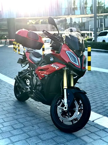 BMW S1000XR