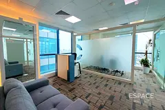 Close to Metro | Vacant | High Floor