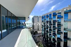 JR Penthouse | Wrap Terrace | Partial Sea