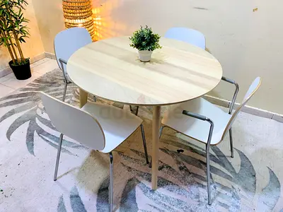 Modern Round Dining Table with Chairs